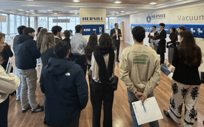 Estudiantes de ingeniería biomédica descubren el día a día de Hersill