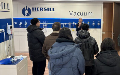 Formación y Tecnología Sanitaria: Alumnos del IES Benjamín Rúa visitan las instalaciones de Hersill